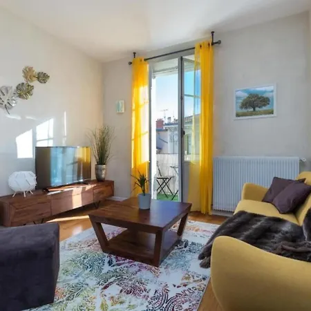 Gioffredo 14 - Spacious With Balcony * 니스
